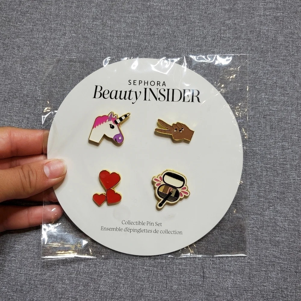 Sephora Beauty Collectors Pin‎ Ser